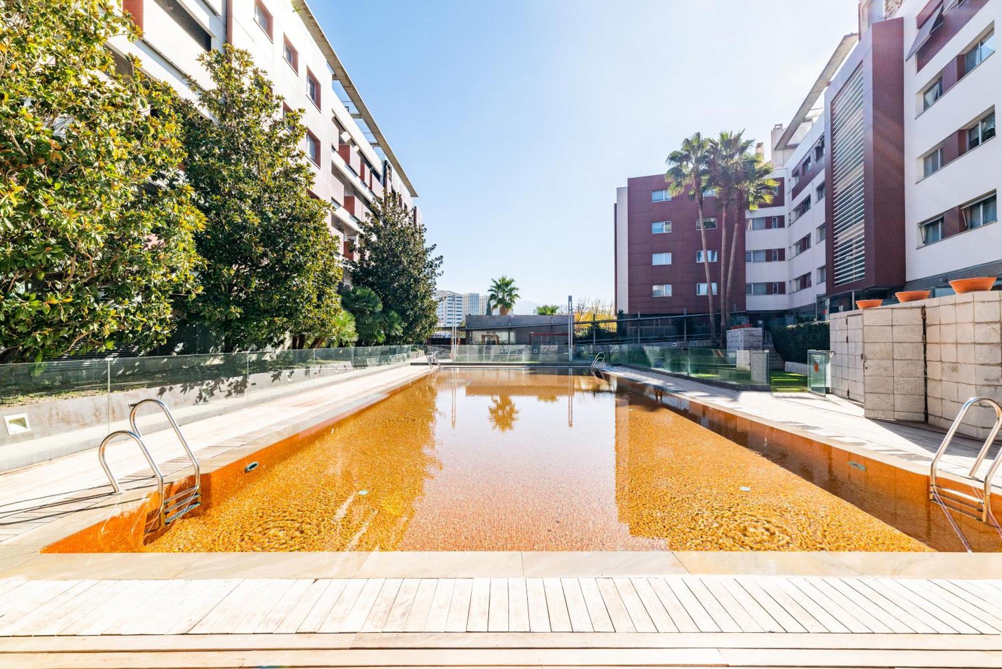 Appartamento Tuguest Avenida De La Investigacion - Free Parking Granada Esterno foto